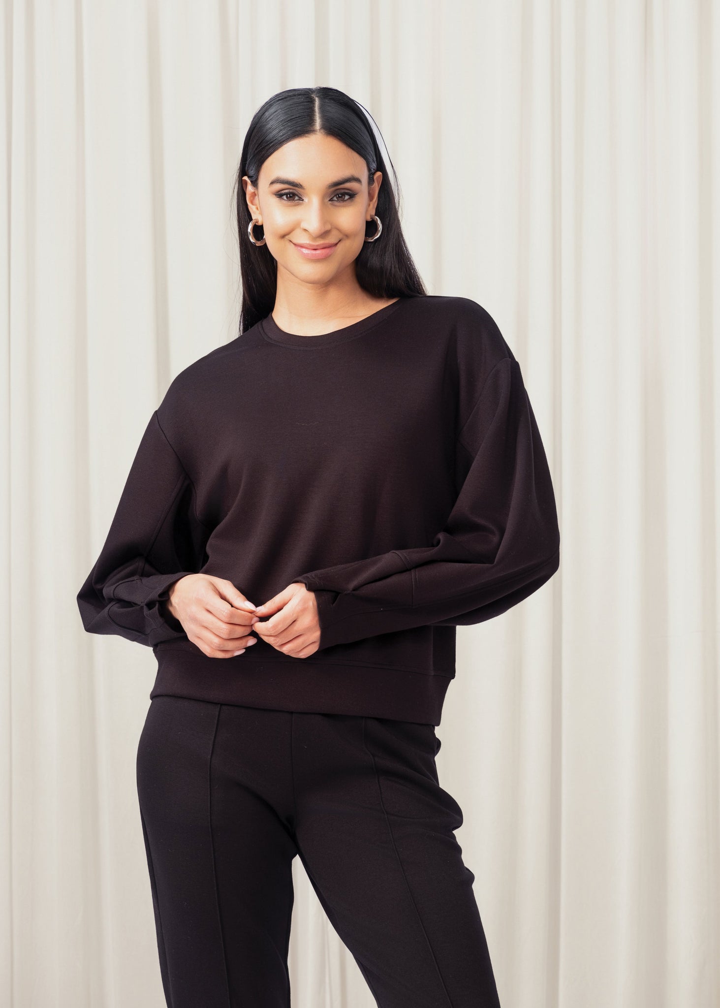 Hero Leisure Top with Pintuck Sleeve